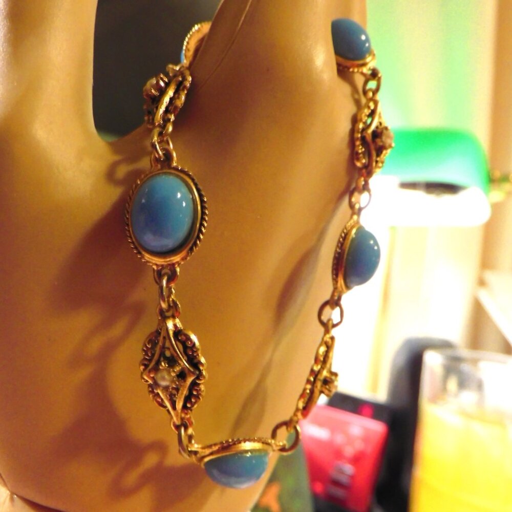 TURQUOISE and SEED PEARL BRACELET - 7.5" - Picture 3 of 6